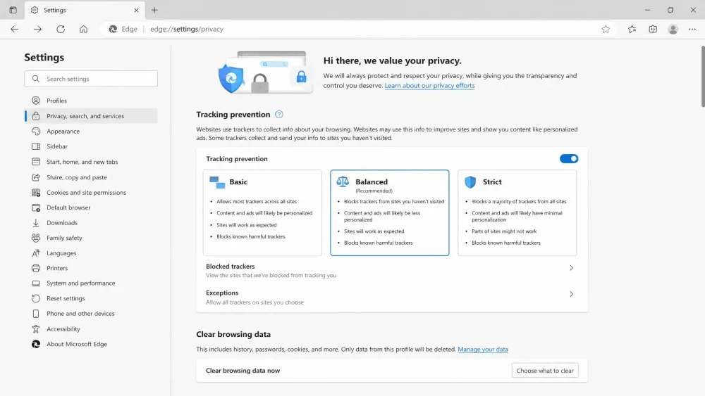 Microsoft Edge Settings page open on the Privacy, search, and services section with the Clear browsing data panel and Choose what to clear button visible.