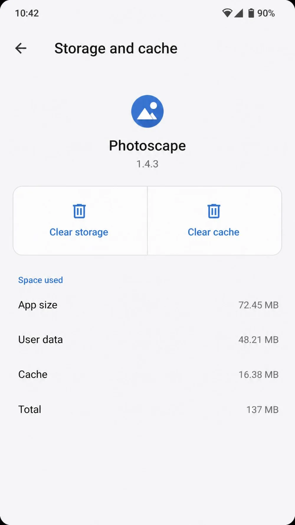 An app's Storage and cache screen showing the Clear storage and Clear cache buttons side by side.
