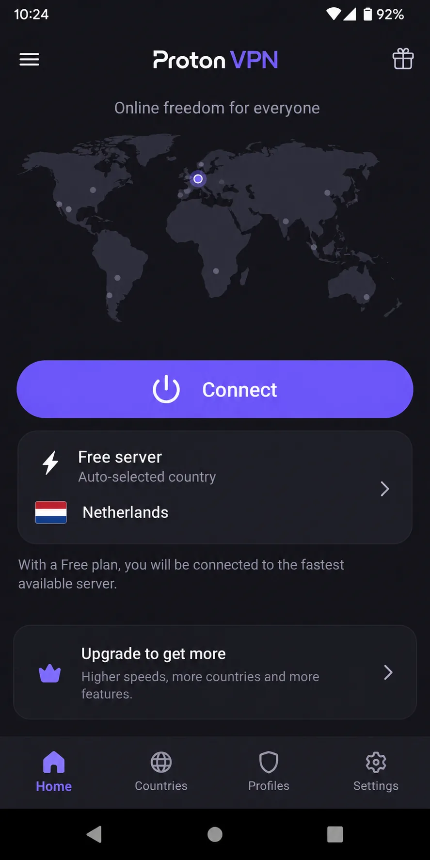 Proton VPN free plan home screen on Android with the Connect button, a "Free server" label and the automatically chosen country shown underneath.