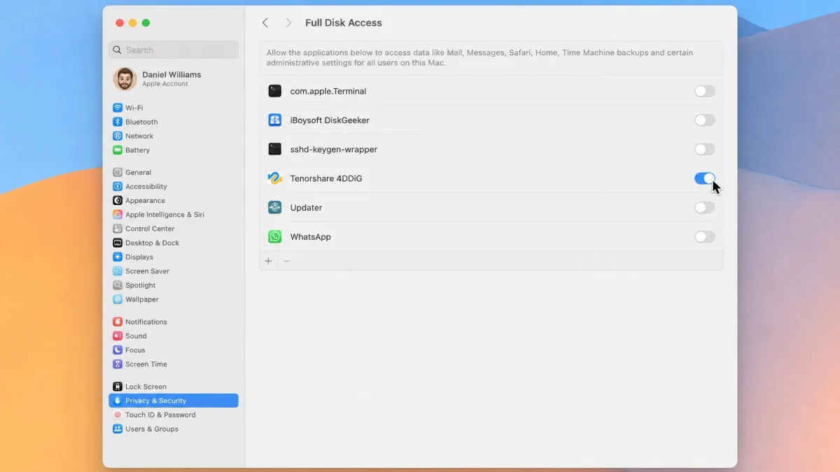 macOS System Settings Privacy and Security pane with the Full Disk Access list open and a toggle being switched on for Tenorshare 4DDiG.