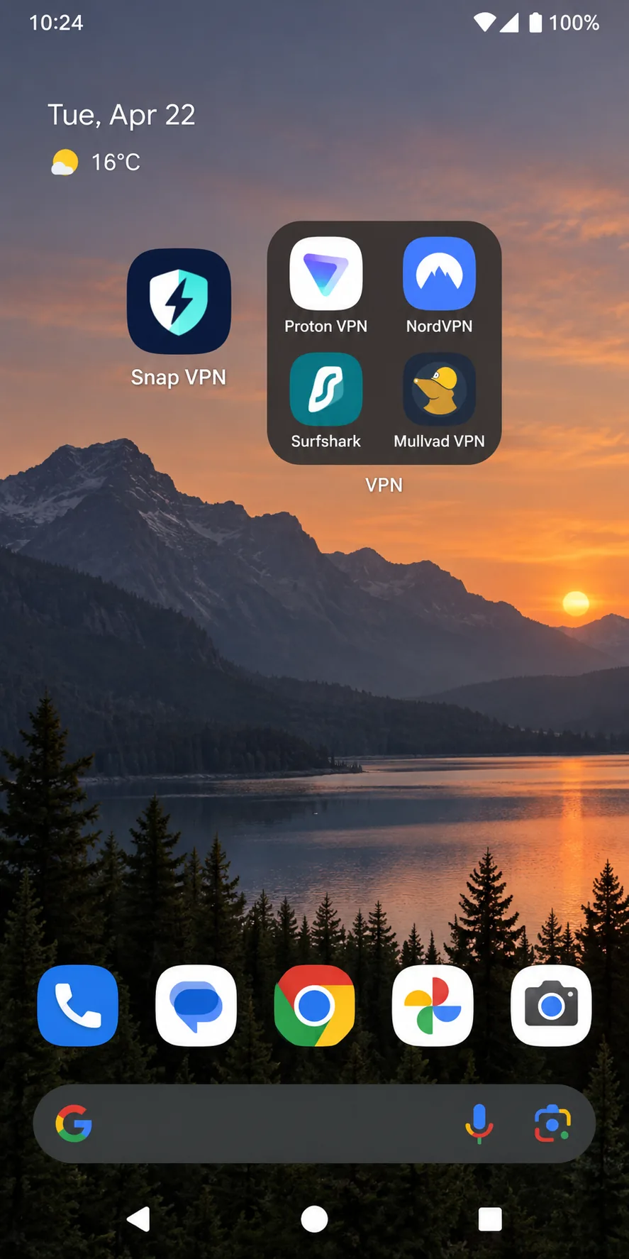 An Android phone home screen with the Snap VPN app icon beside a folder holding the Proton VPN, NordVPN, Surfshark and Mullvad VPN app icons.